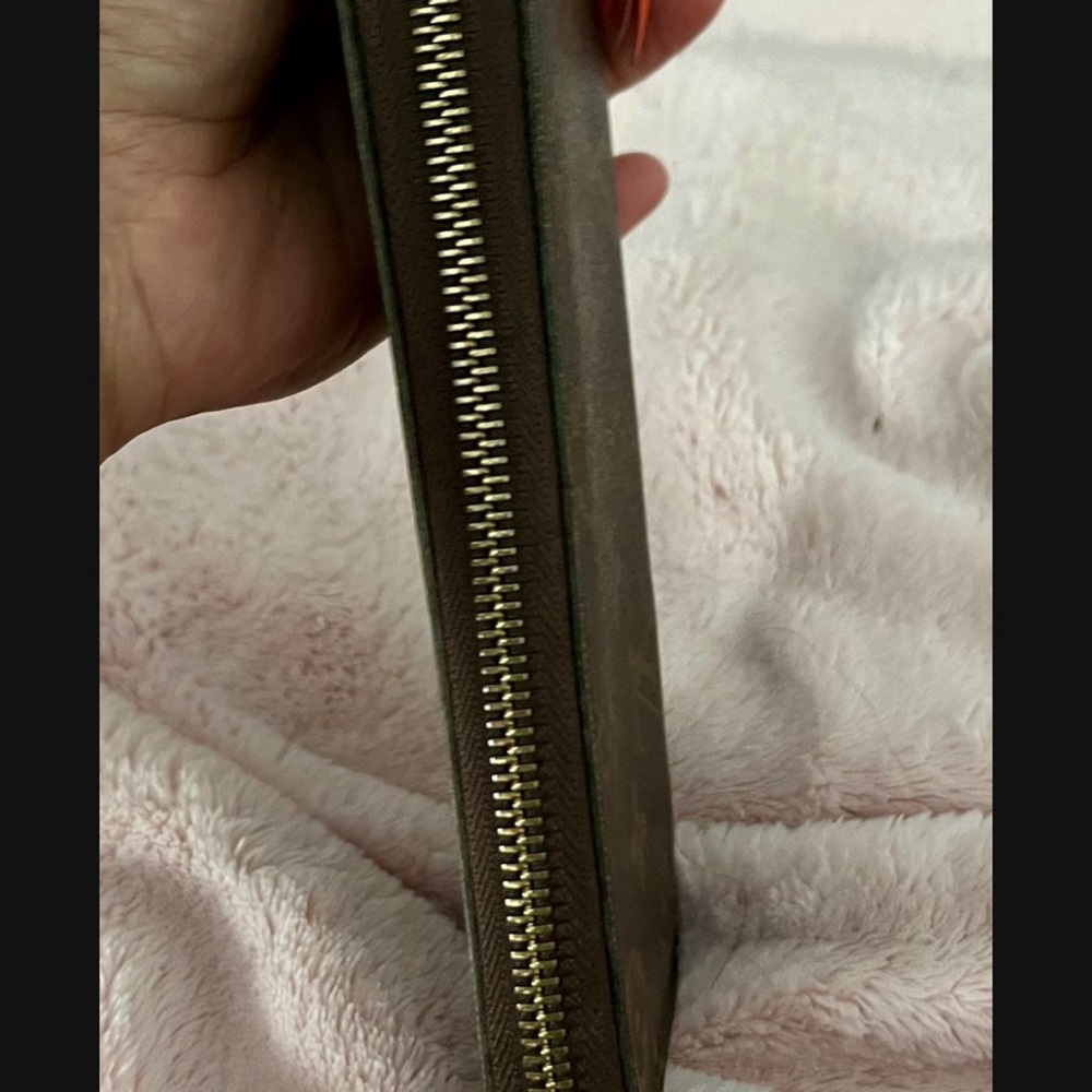 Louis Vuitton Brown Wallet with Gold Zipper